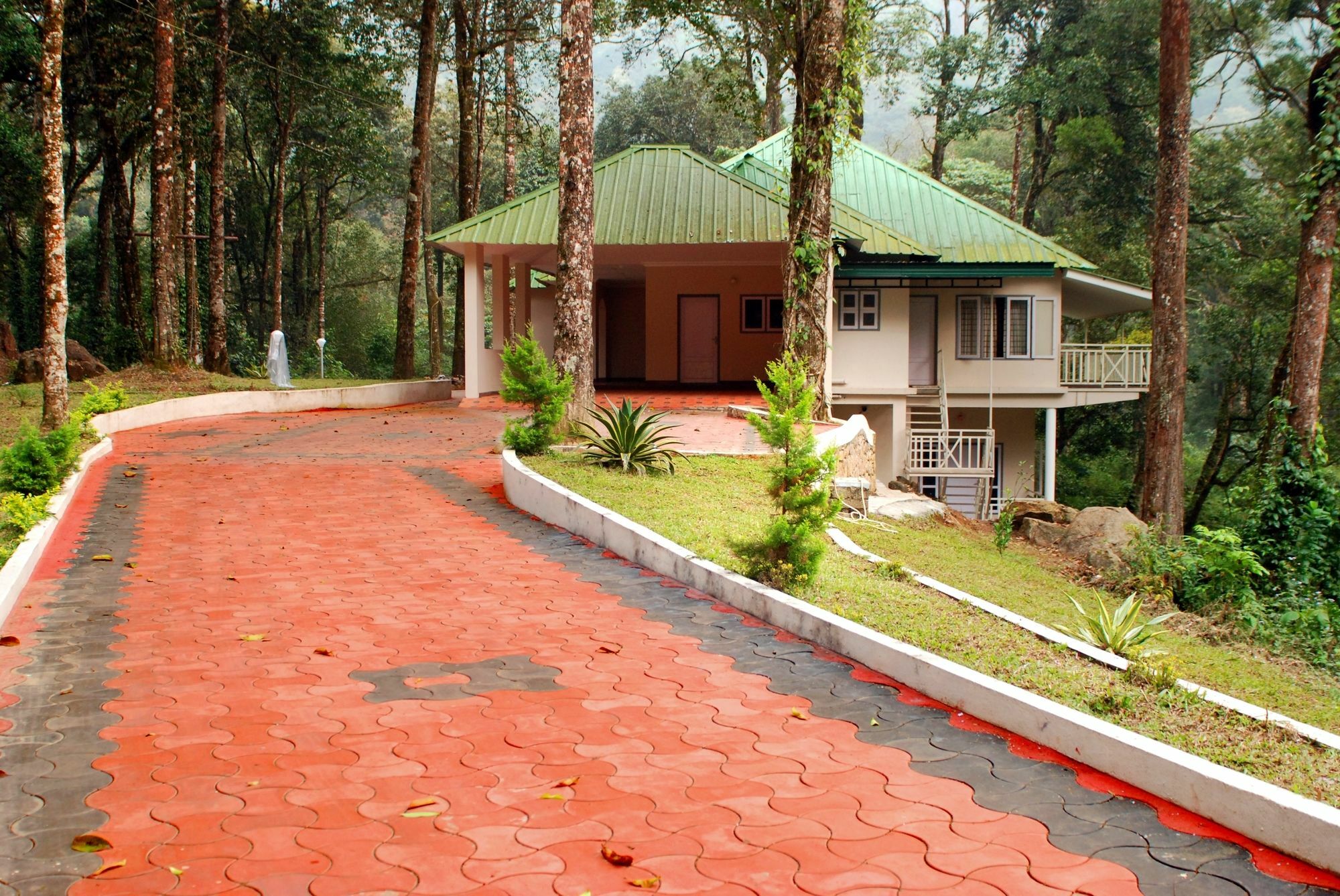 Deep Woods Resort Munnar Exterior photo